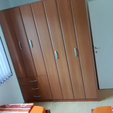 Andjela *